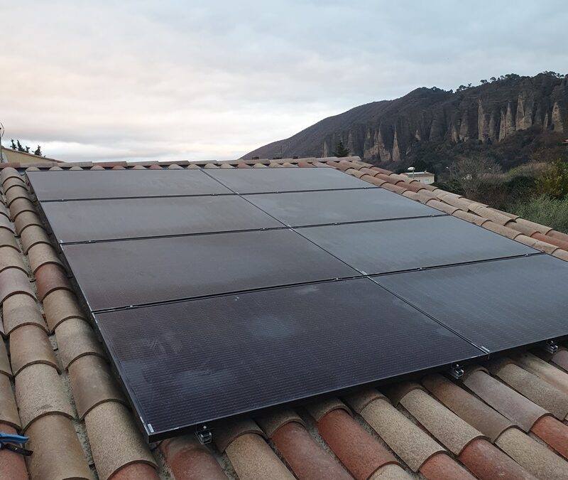 Panneaux solaires et revente d&rsquo;électricité : ce qui change en 2026