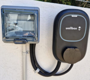 borne de recharge, chantiers, Enerjciel, Châteauneuf-les-Martigues