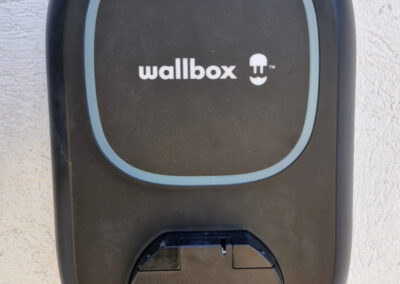 borne de recharge, chantiers, Enerjciel, Châteauneuf-les-Martigues