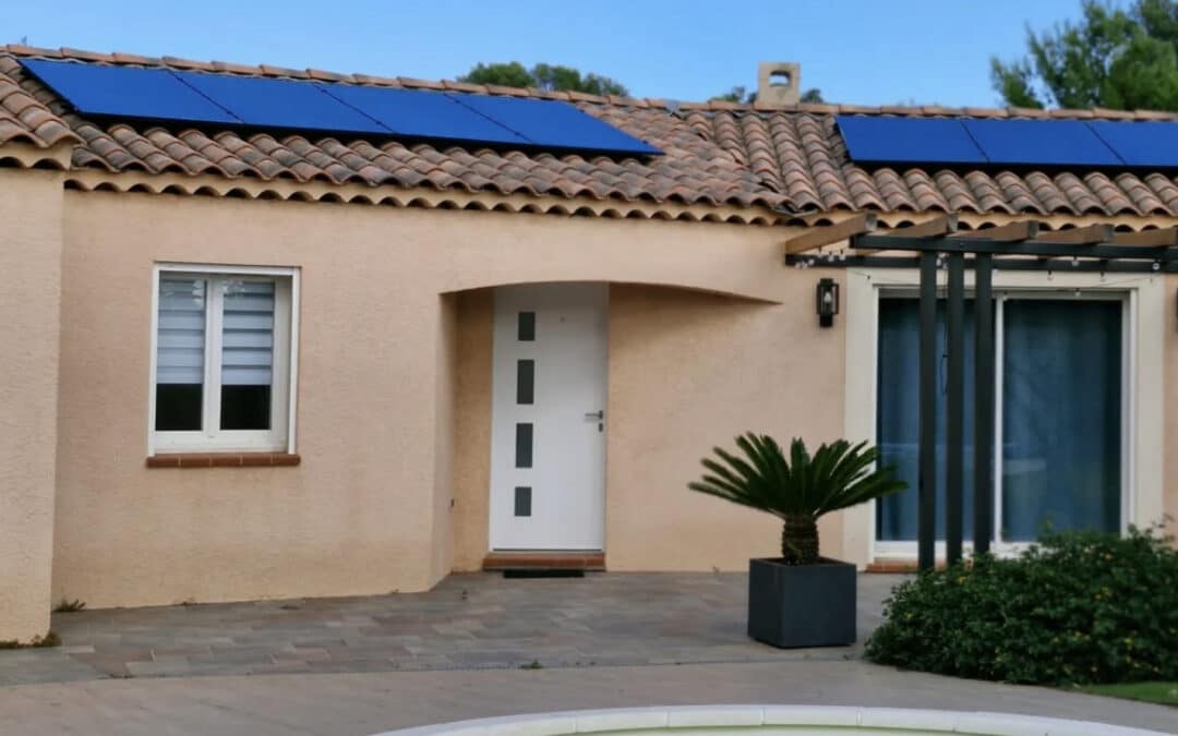 Panneaux photovoltaïques : que faire de l’électricité produite quand on ne la consomme pas ?